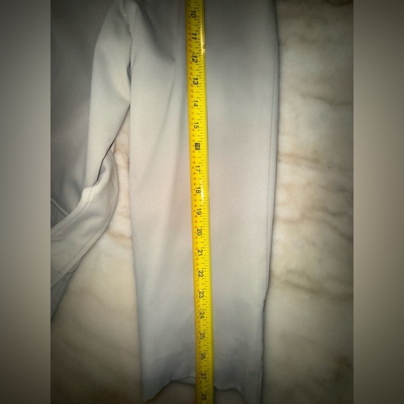 Burberry London women’s Vintage Joce trench Coat - Picture 15 of 15